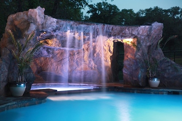 cascata-piscina-moderna-3
