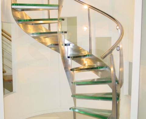escaleras2-1600x1200