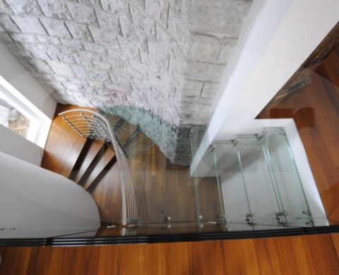 gradini scala in vetro