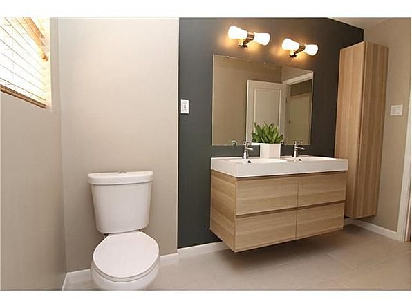 bagno-doppio-lavabo-foto