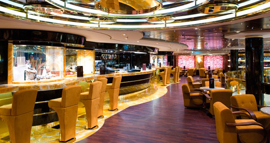 arredo-bar-creativo-poltrone-giallo