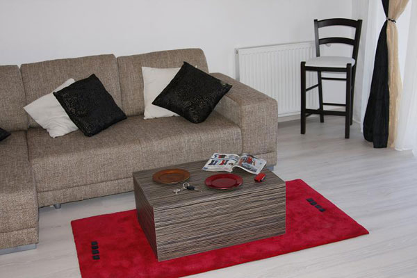 monolocale-stile-americano-pouf
