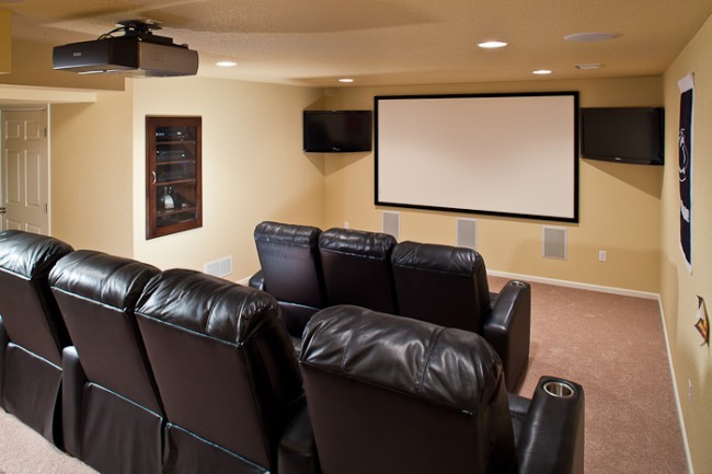 stanza-cinema-casa-2