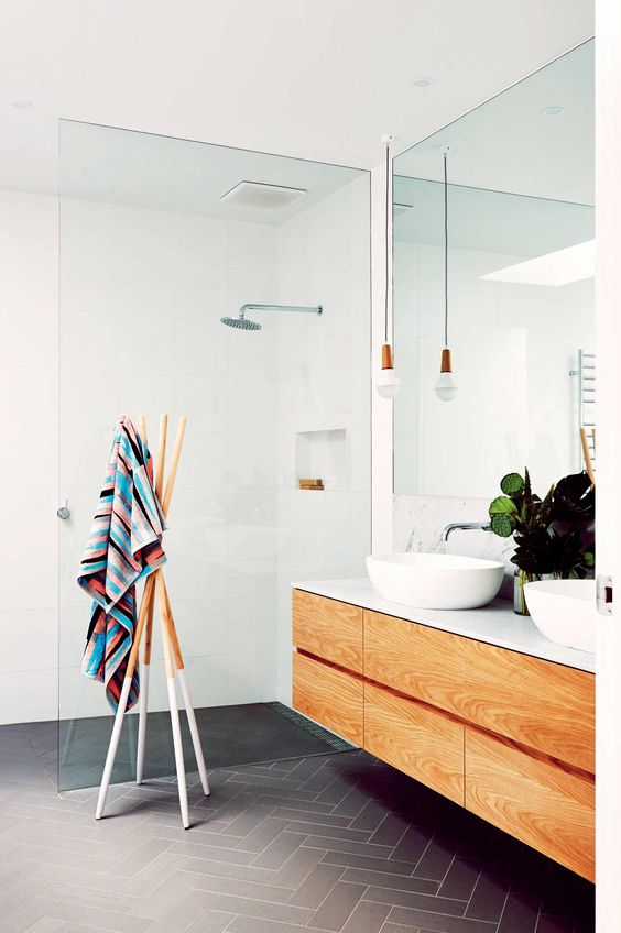 luce-sospensione-bagno