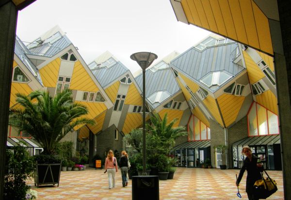 cubic_houses_olanda