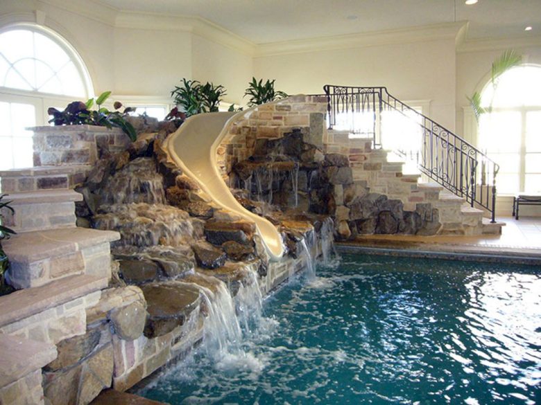 scivolo-appartamento-piscina