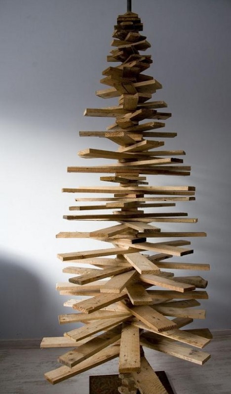 albero di natale in legno