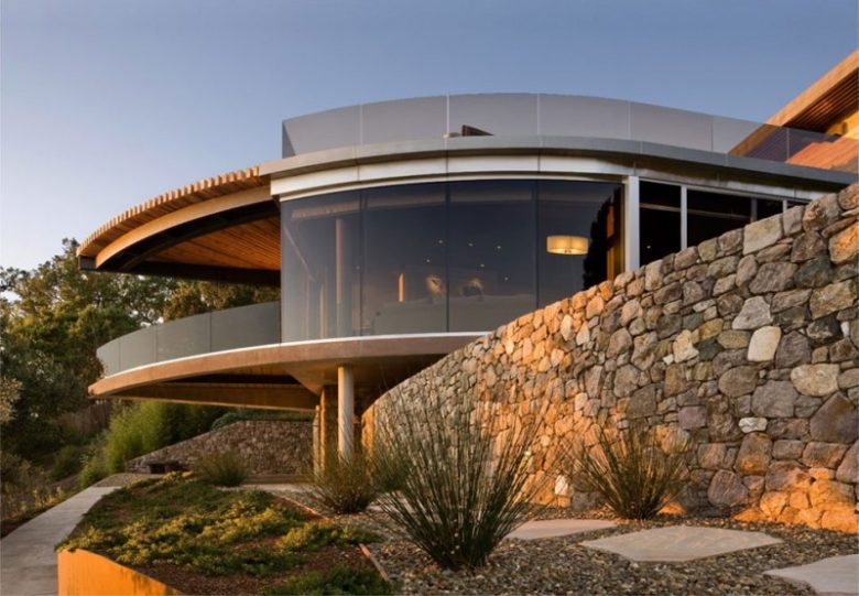 casa con vetrata