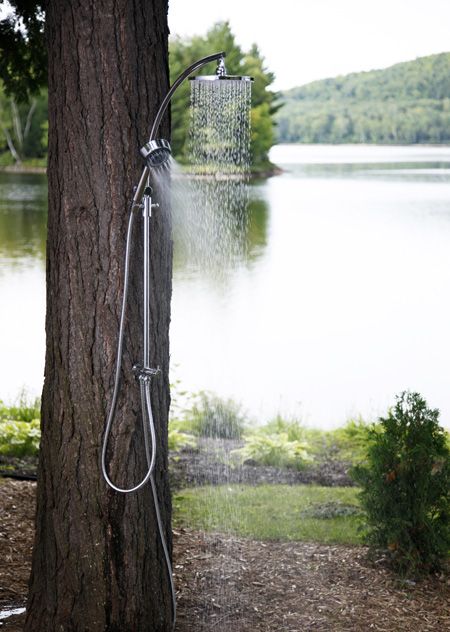 doccia esterna albero