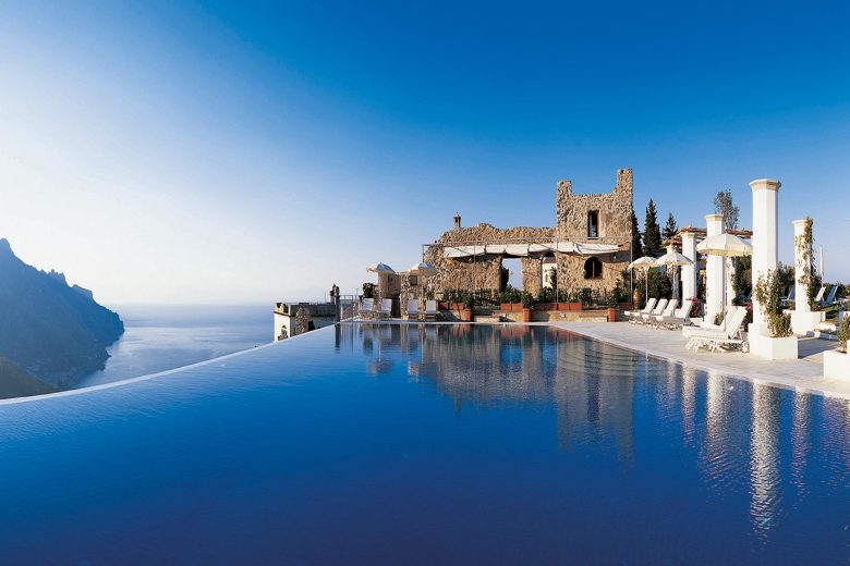 piscina-infinita-costiera-amalfitana