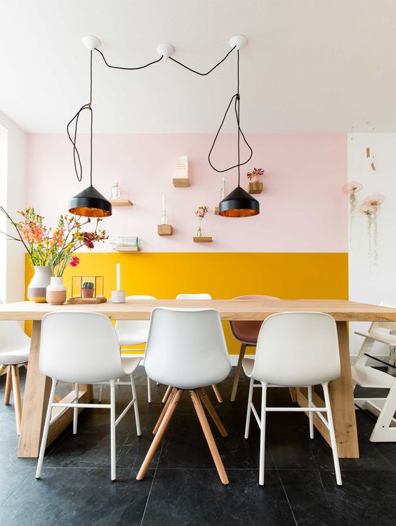 sala-pranzo-pareti-gialle
