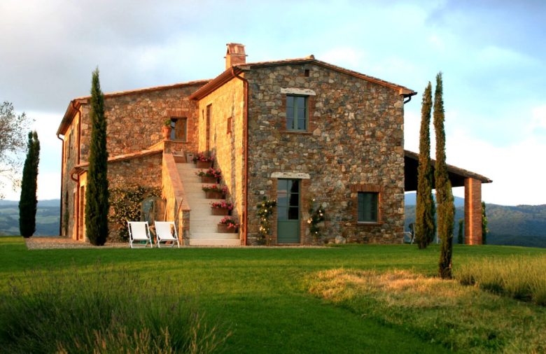 vecchio-casale-toscano