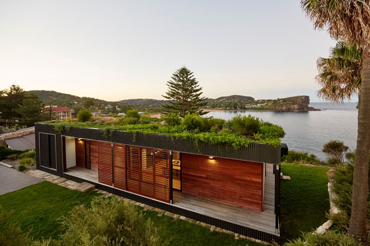 tetto-prefabbricato-verde-casa-lago