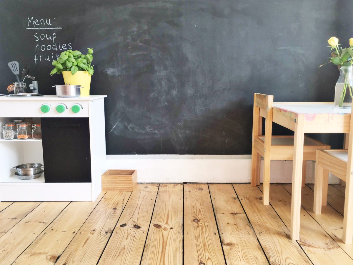 cucina-montessori-lavagna