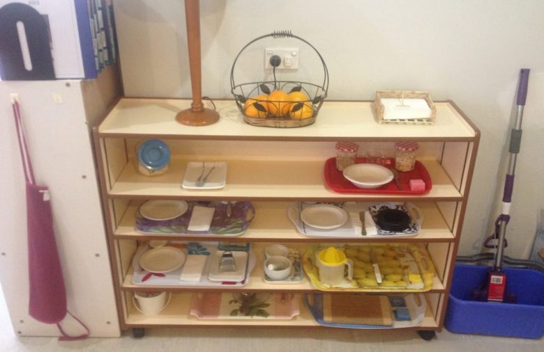 montessori-cucina-tavolinoo