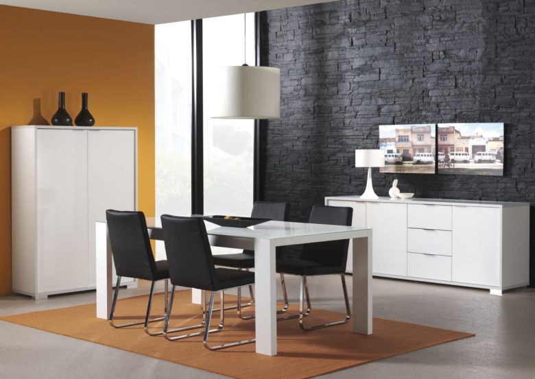 colore-nero-parete-cucina