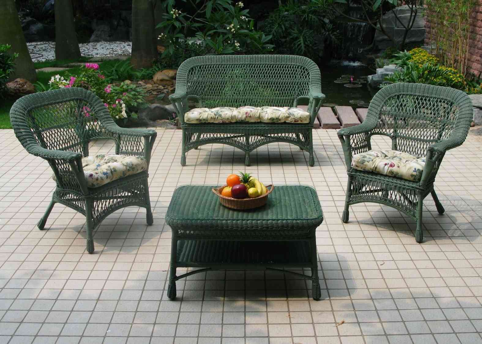 mobili-plastica-giardino