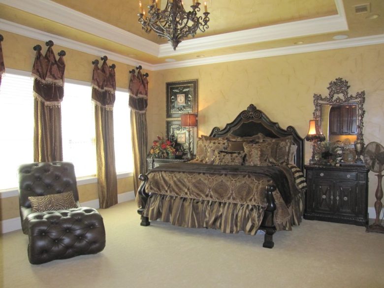 boiserie-camera-da-letto-poltrona