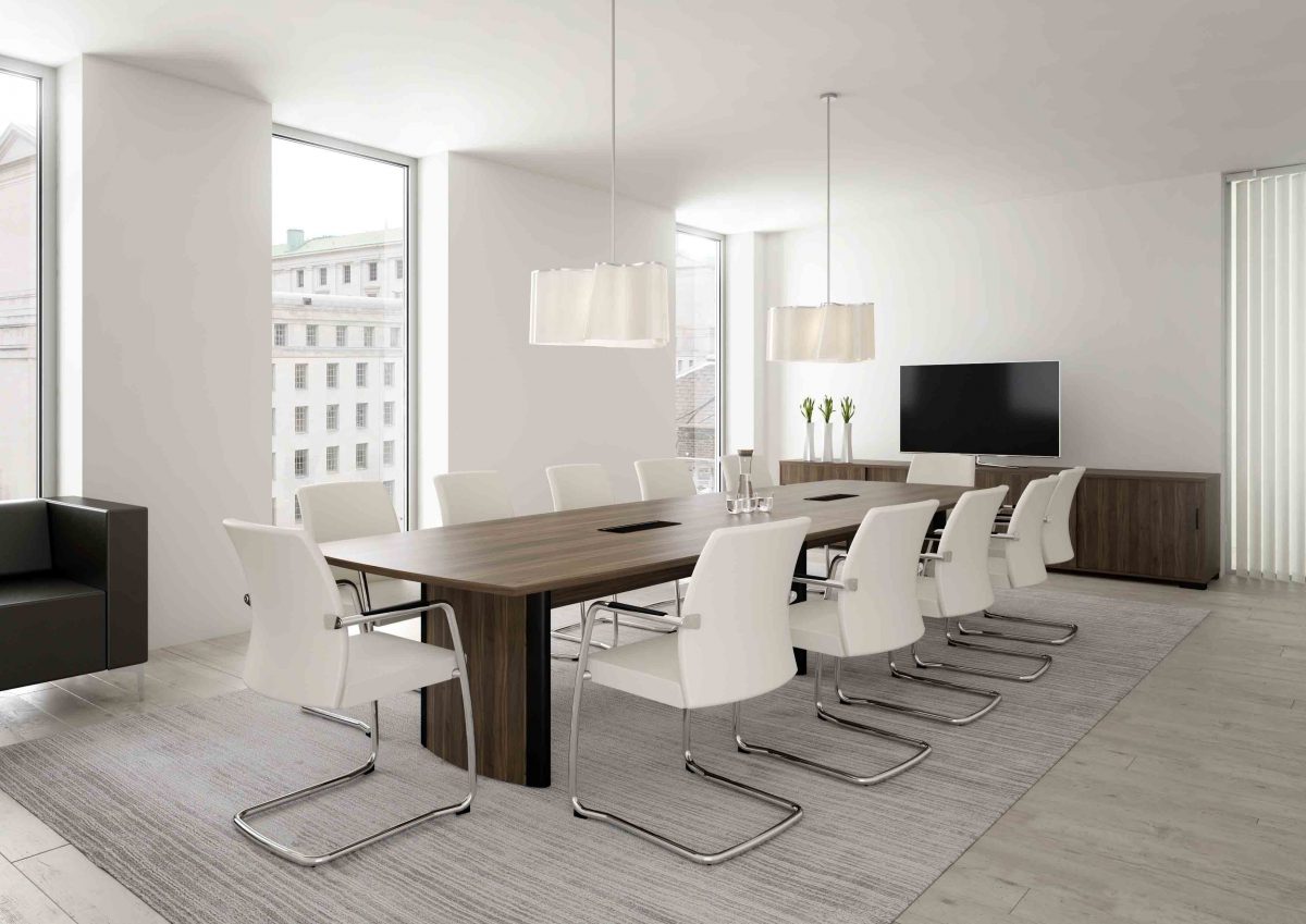 sala-riunioni-ufficio-moderno