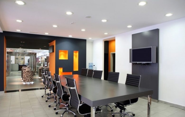 ufficio-sala-riunioni-tavolo