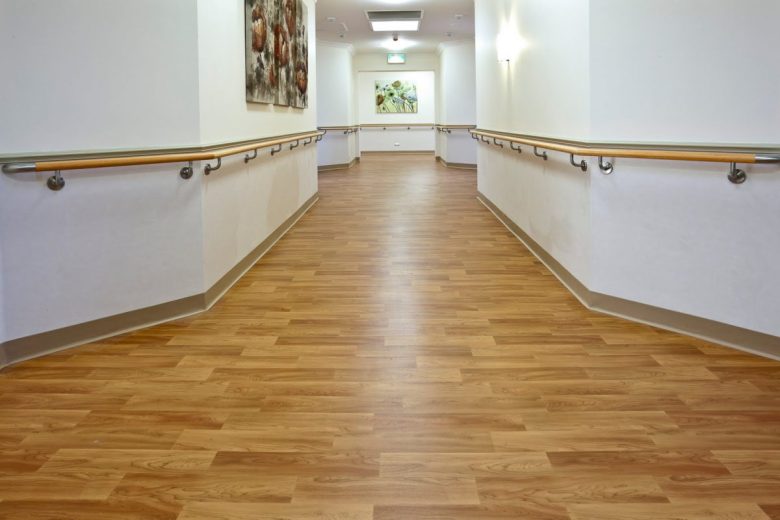 pavimento-pvc-scuola