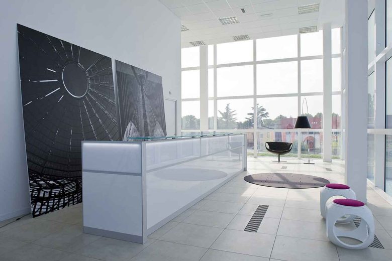 come-arredare-reception-moderna-idea