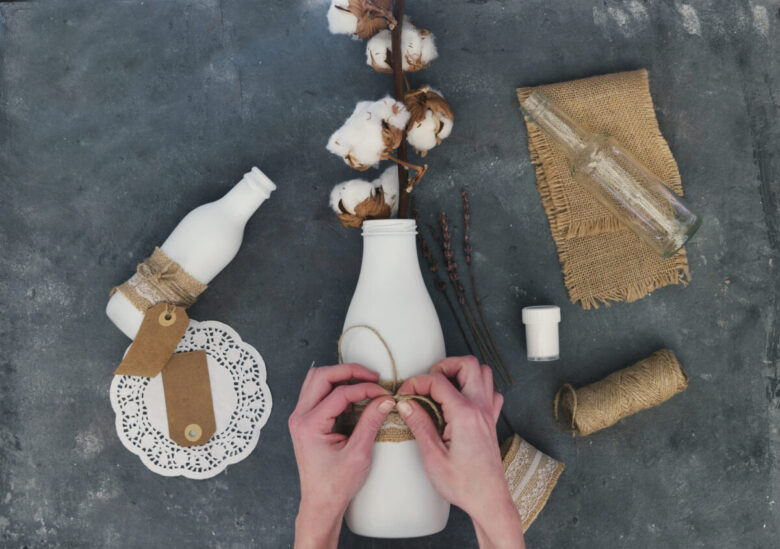 Diy,Glass,Bottle,With,Burlap,,Handmade,Vase.,Decor,,Rustic,Style,