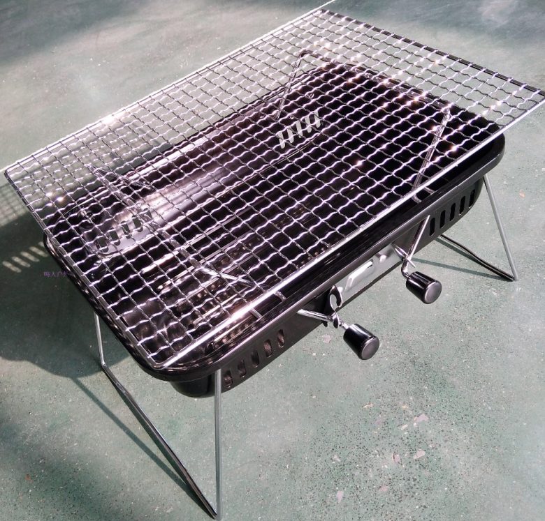 barbecue-giardino-metallo-piccolo