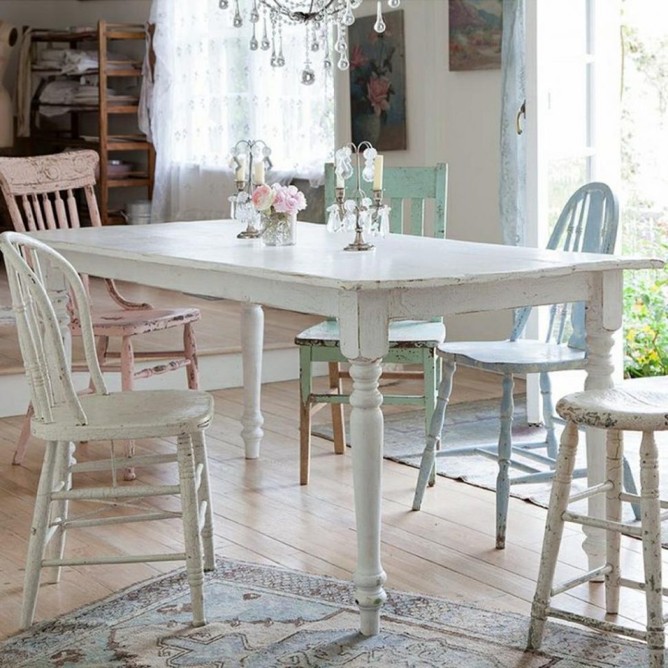 cucina-shabby-chic-tavolo-bianco
