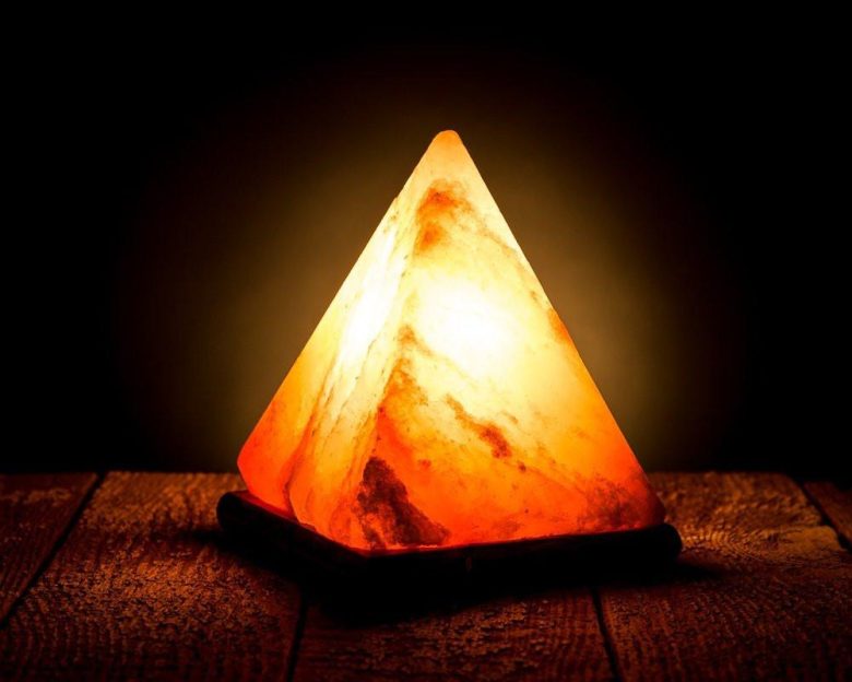 lampada-al-sale-triangolare