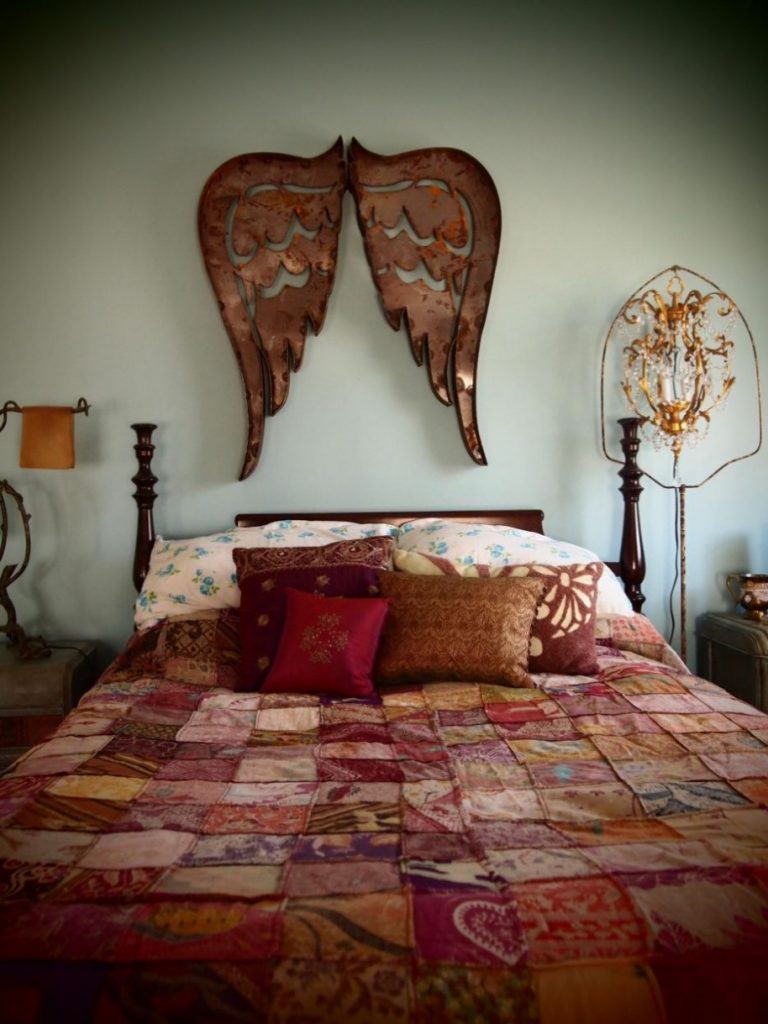 boho-chic-camera-letto-accessori
