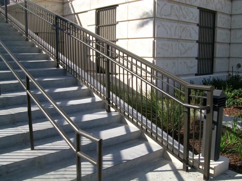 scala-esterna-cemento