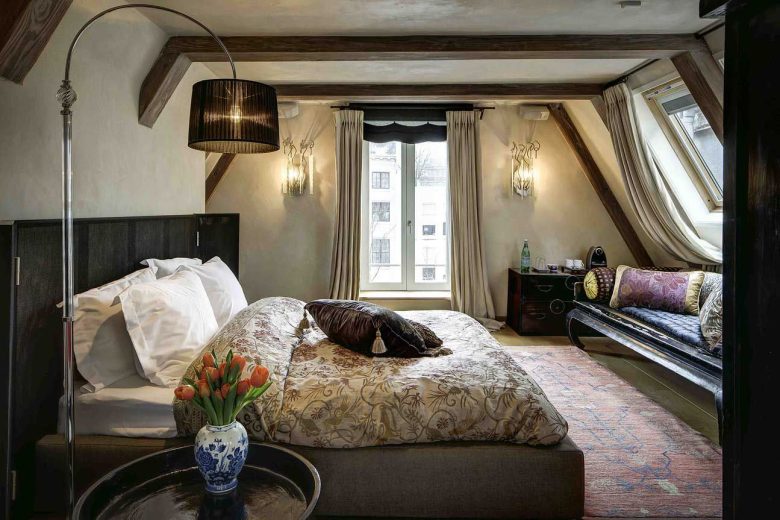 stile-etnico-chic-camera-letto-lampadario
