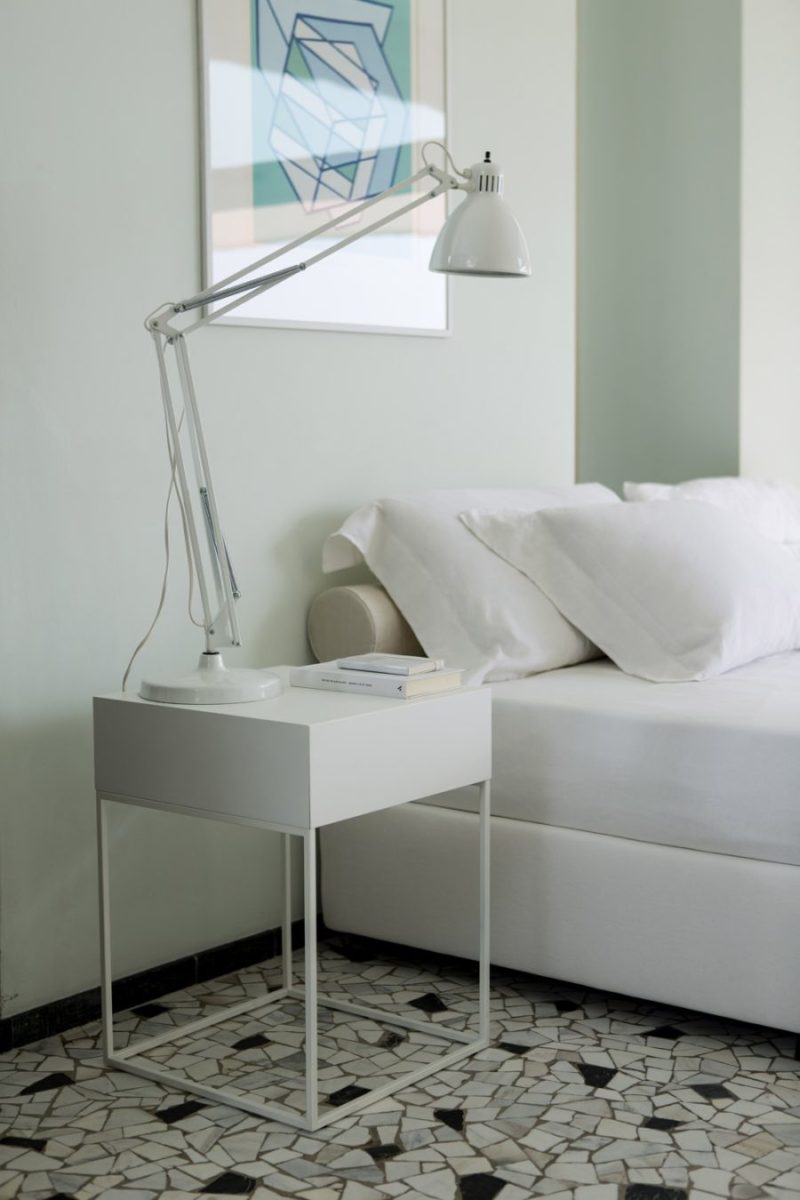 stile-minimal-chic-lampada