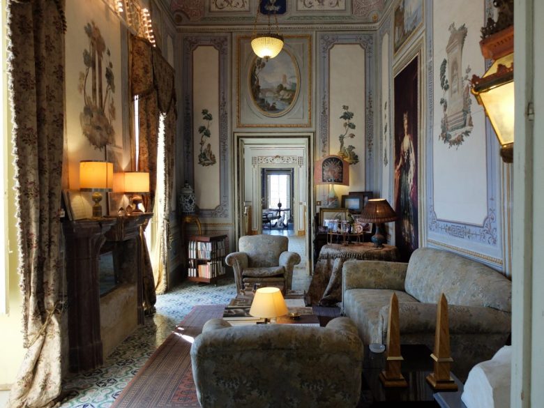 stile-siciliano-salotto