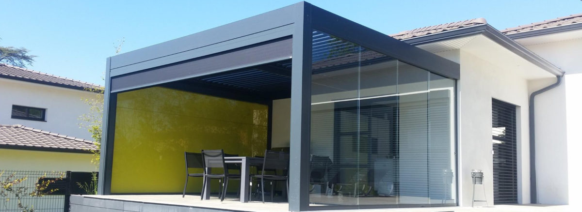 pergola-bioclimatica-chiuso-tende