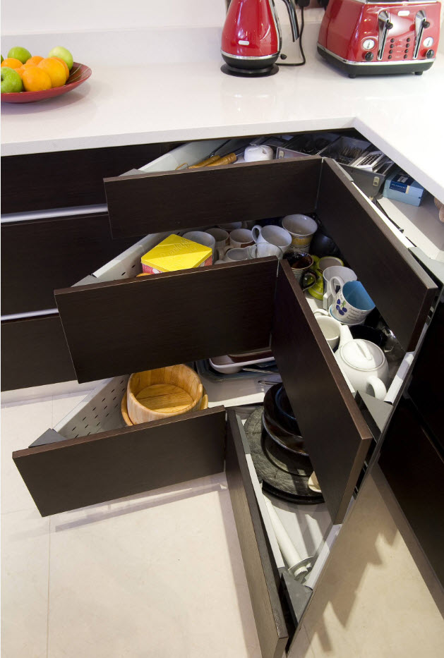 cucina-ad-angolo-cassettiera-angolare