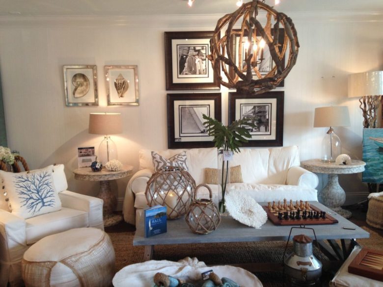 stile-coastal-salotto-lampadario