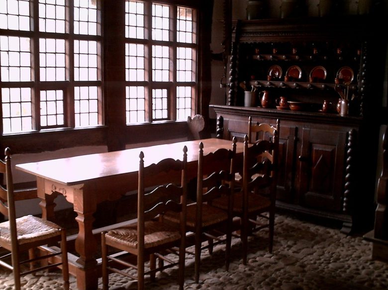 sala-da-pranzo-classica