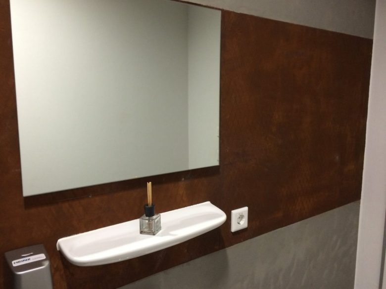colore-ruggine-bagno
