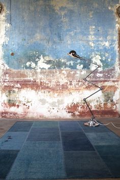 denim-colore-pavimento-parete