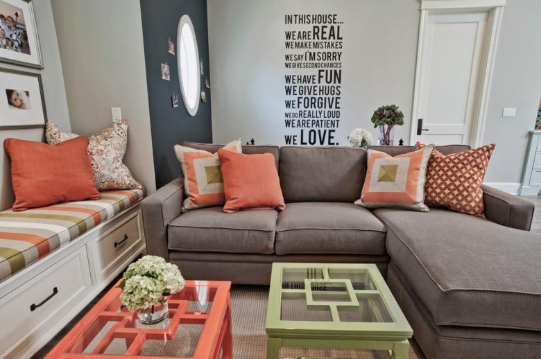 living-coral-pantone-8