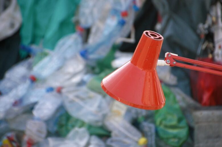 lampada-bottiglie-plastica