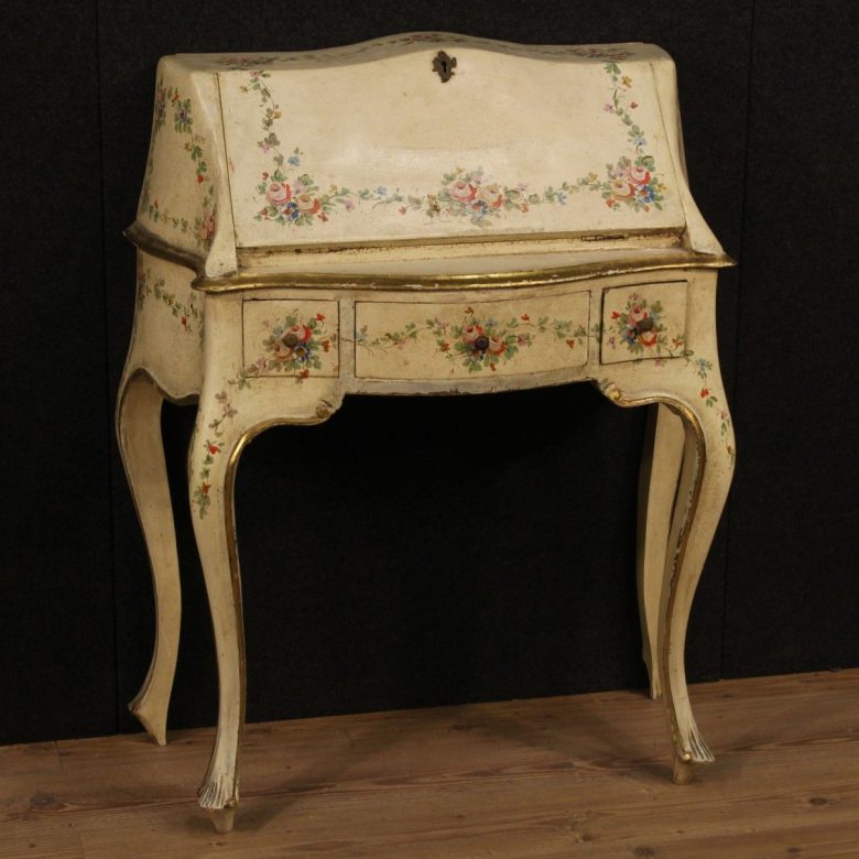 stile-veneziano-mobili-3