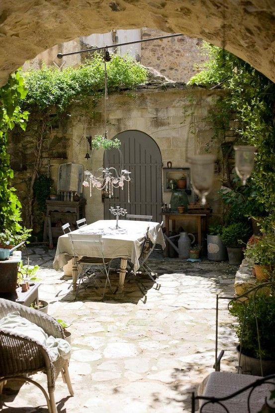 10-idee-arredare-giardino-provenzale2