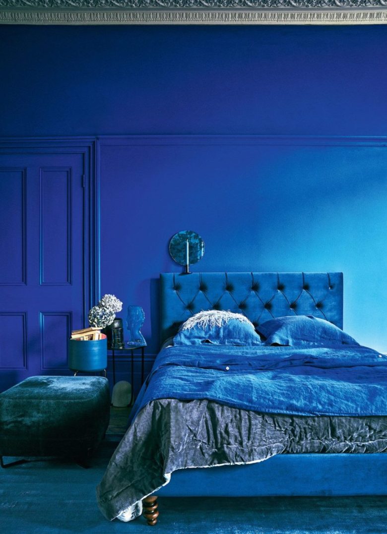 color-blu-elettrico-camera-letto