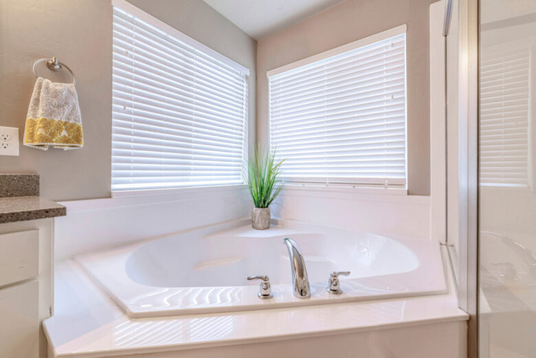 Built,In,Bathtub,At,The,Corner,Of,A,Well,Lighted