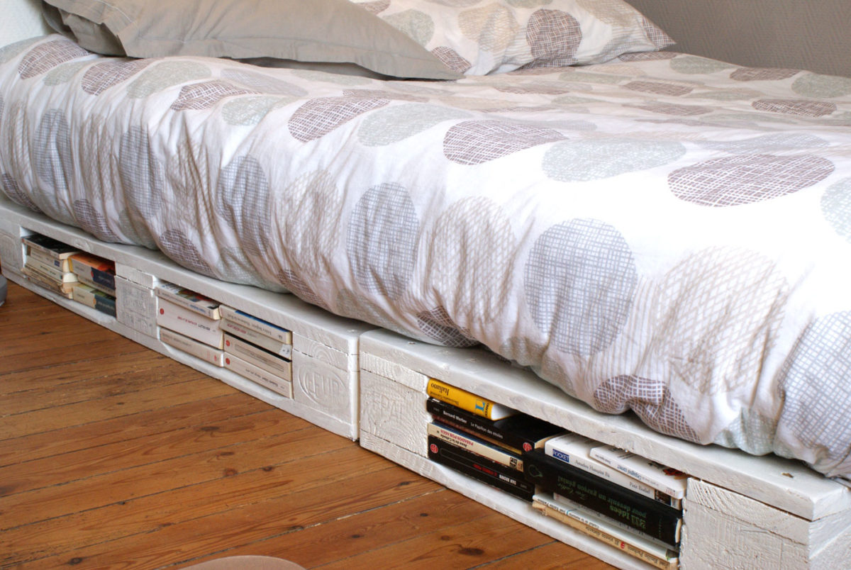 libreria-fai-da-te-pallet-letto