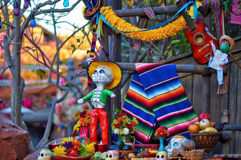 halloween-decorazioni-stile-messicano-giardino