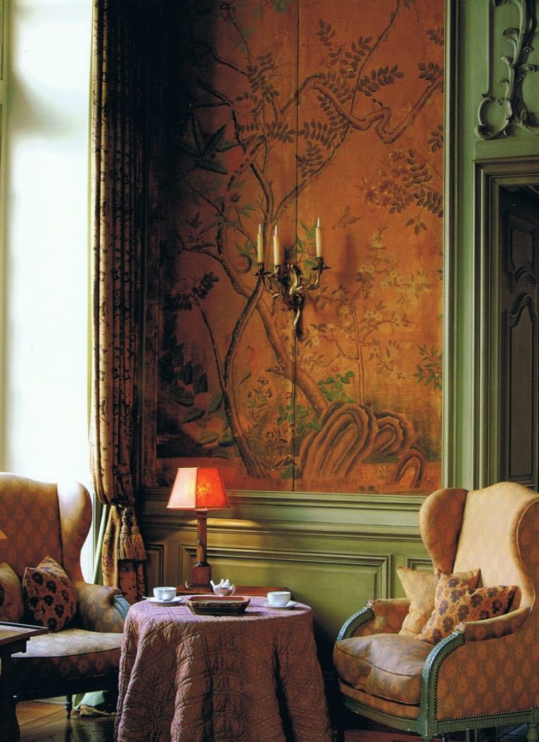 color-terra-siena-soggiorno-angolo